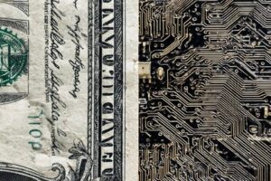 💰 2026: PAID vs AI Tools — Who Wins When Subscription Meets Signal?